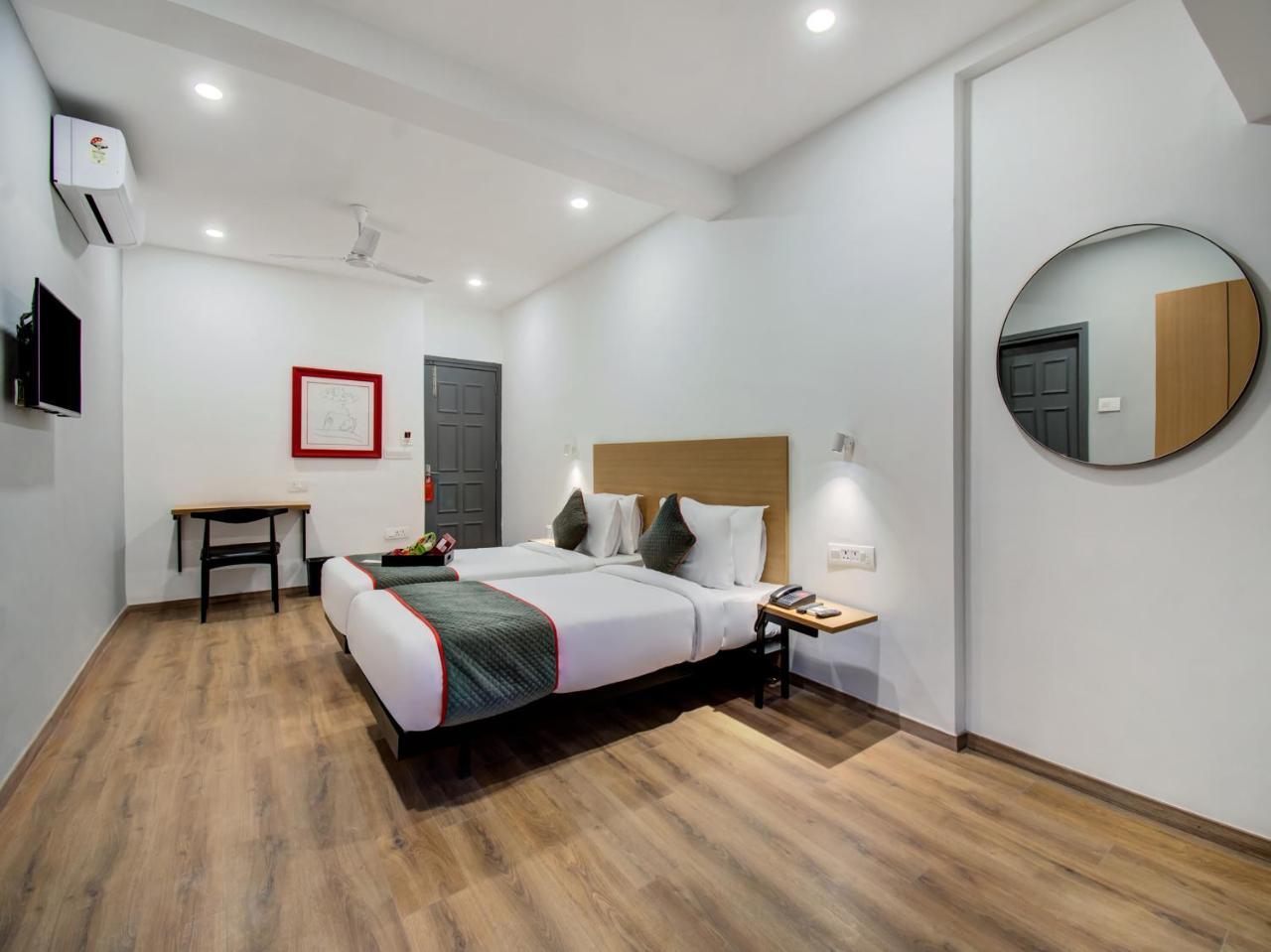 Oyo Townhouse 66 Nagpur Station Ca Road Hotel Ngoại thất bức ảnh