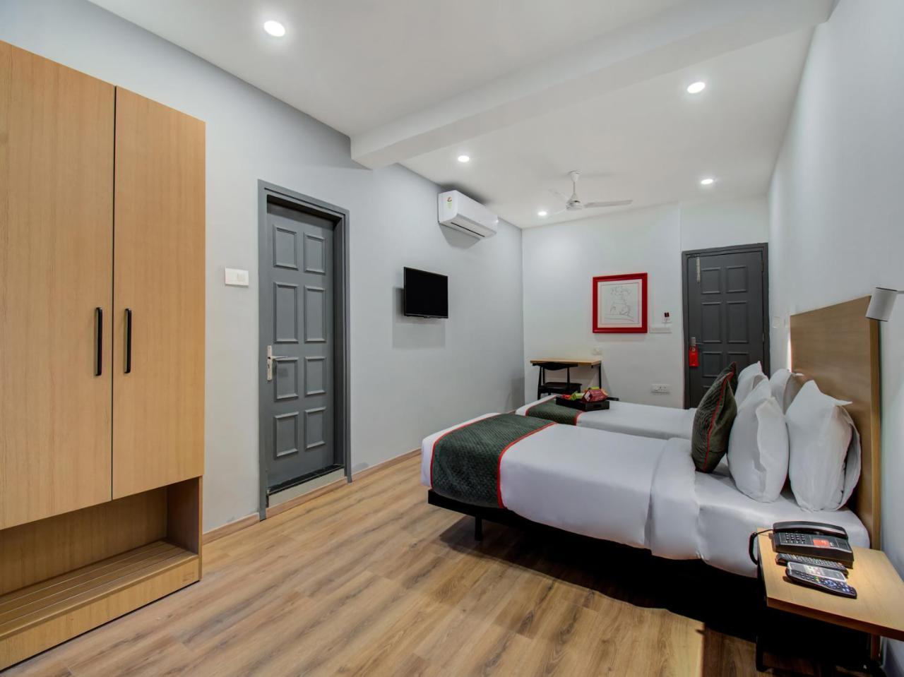 Oyo Townhouse 66 Nagpur Station Ca Road Hotel Ngoại thất bức ảnh