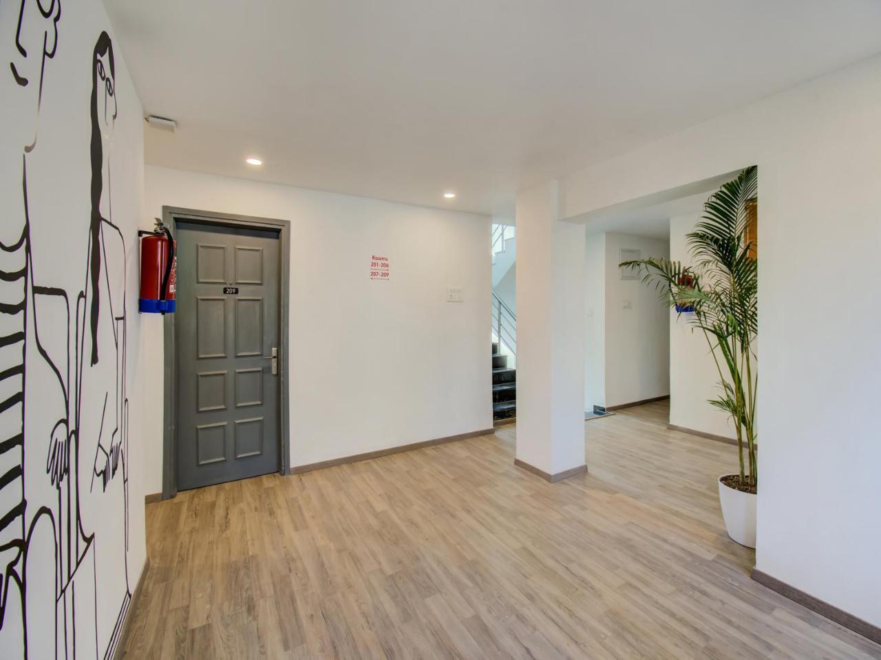 Oyo Townhouse 66 Nagpur Station Ca Road Hotel Ngoại thất bức ảnh