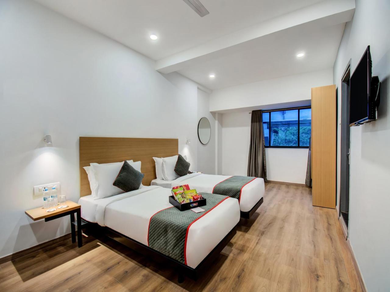 Oyo Townhouse 66 Nagpur Station Ca Road Hotel Ngoại thất bức ảnh